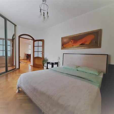 Apartment On Myasnikova 34 Mińsk Zewnętrze zdjęcie