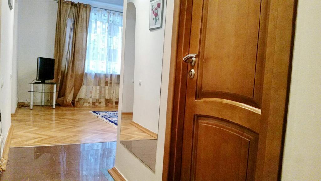 Apartment On Myasnikova 34 Mińsk Zewnętrze zdjęcie