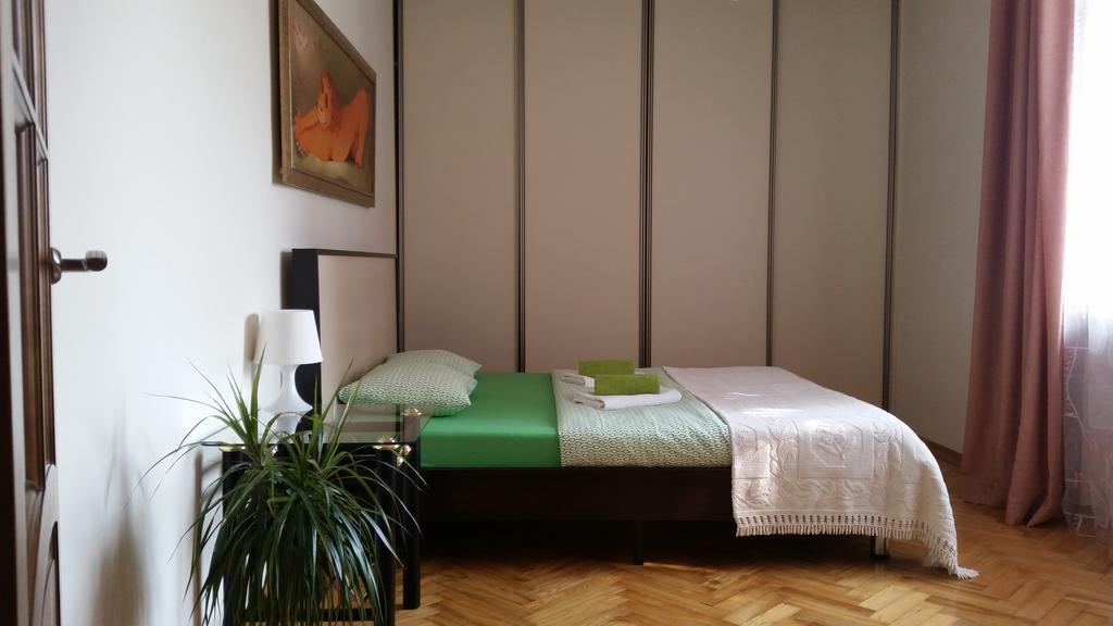Apartment On Myasnikova 34 Mińsk Zewnętrze zdjęcie
